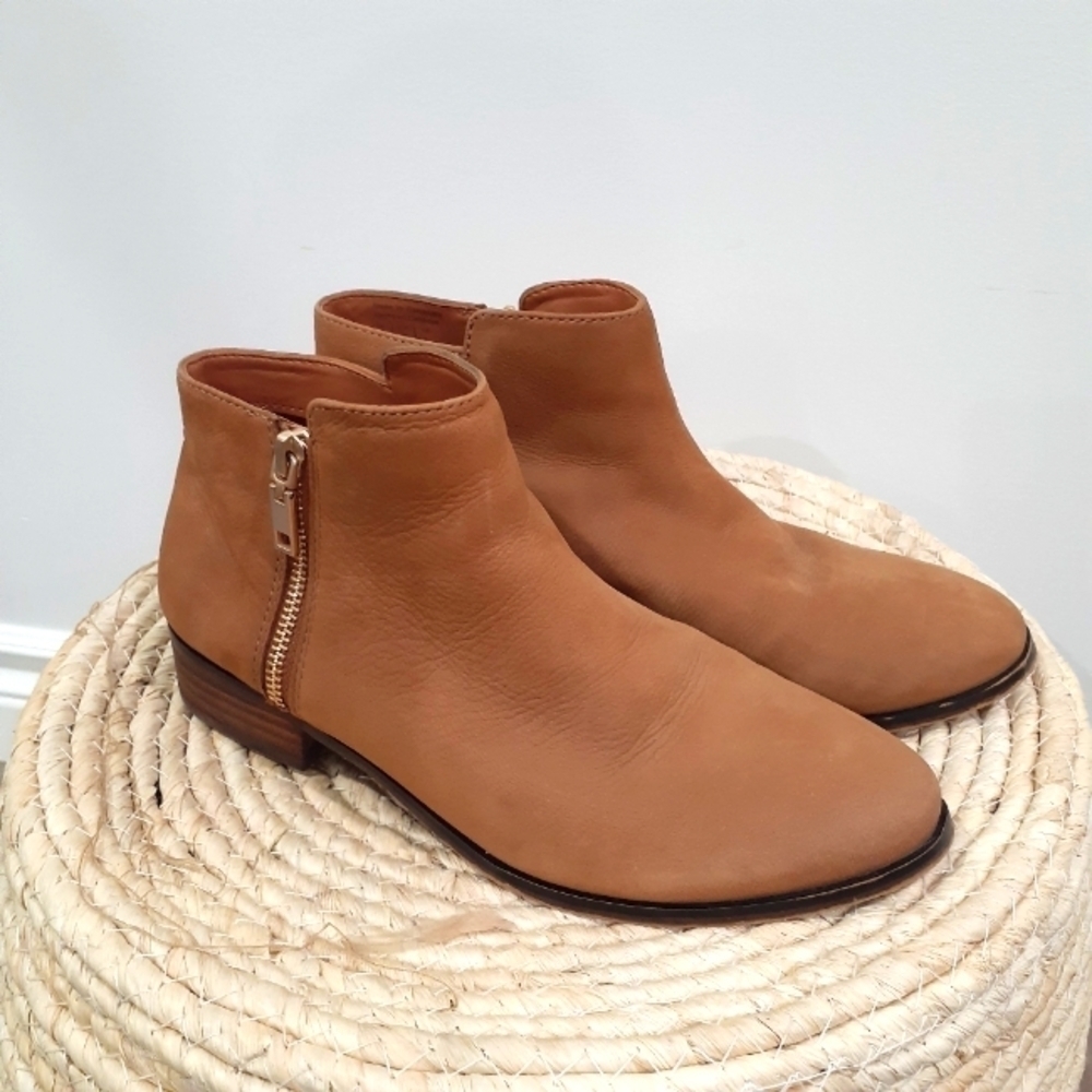 Like New Aldo Coastal Cowgirl Ankle Boot Camel Colour